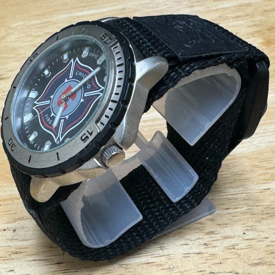 Reloj de Cuarzo Game Time Veteran Series Chicago Fire Hombre Plateado Negro Batería Nueva Foto 4 de 4