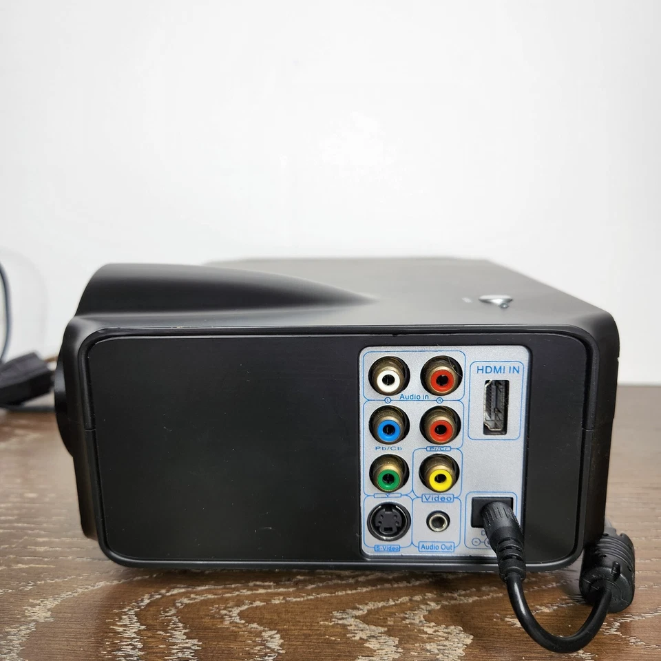 FAVI RioHD-LED-2 Portable Projector & Power Cord Only UNTESTED AS IS READ - Image 4 of 4