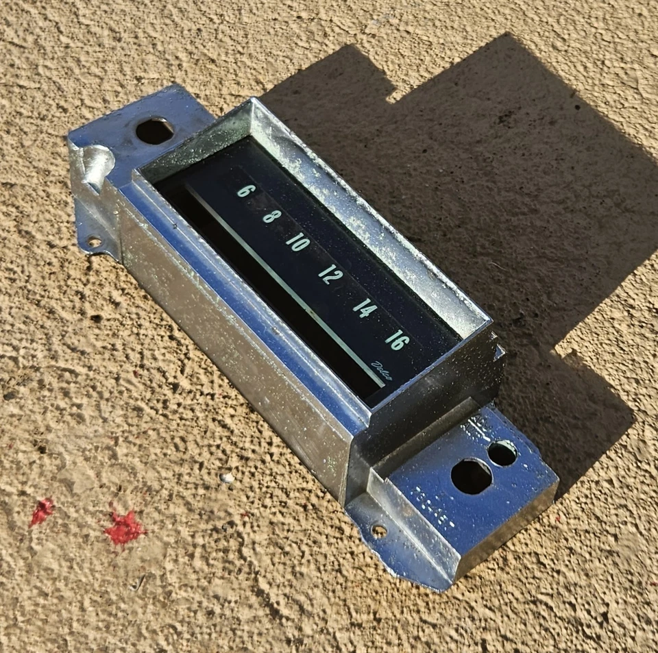 Chevrolet Impala Caprice Biscayne Bel-Air 1968 OEM radio bisel de ajuste (7304157) Foto 4 de 4