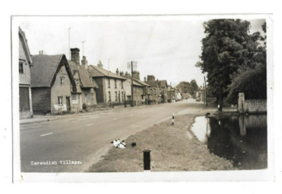 Cavendish Village, Suffolk, RP Postkarte.
