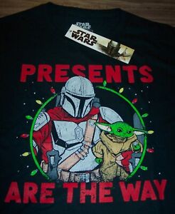 Cute Baby Yoda T-shirt Mandalorian Star Wars Fan Gift  Men's Hoodies Coat Xmas 