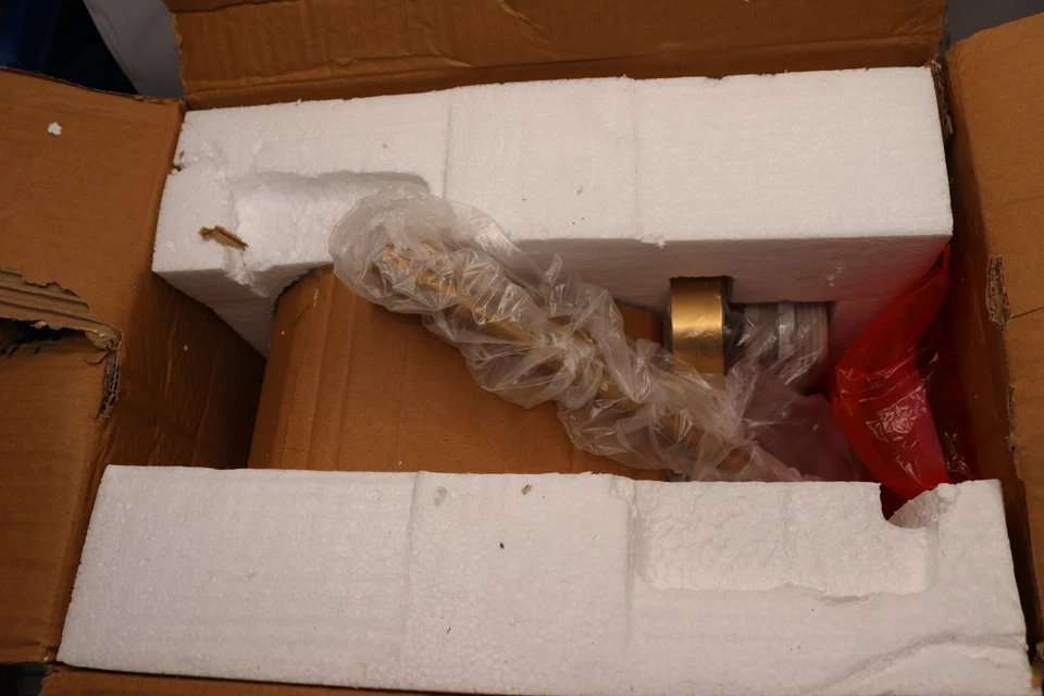 Aplique de baño alto Generation Lighting Clark latón 12" 4190501-848 Foto 2 de 3