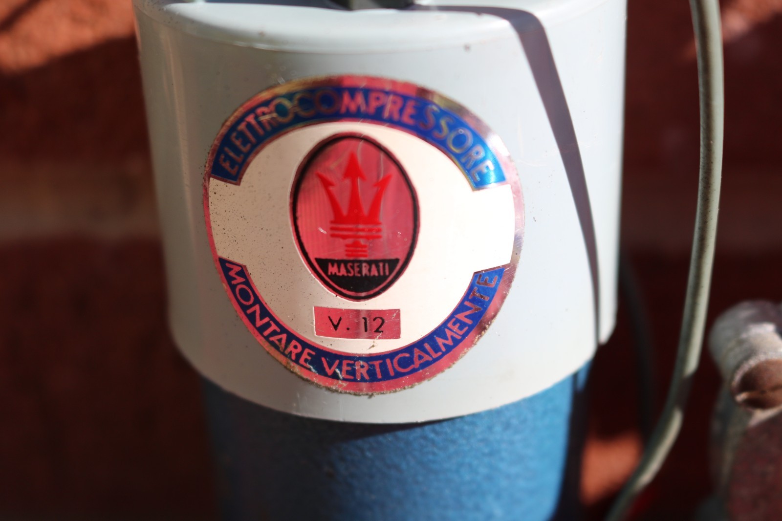 1966 VINTAGE MASERATI 3 NOTE AIR HORN WORKING CONDITION