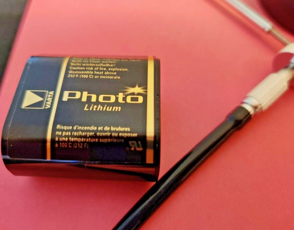 Vintage Camera Lovers Photgraphy Lot-Assorted Goodies & Accessories-Lenses-More! - Image 3 of 4