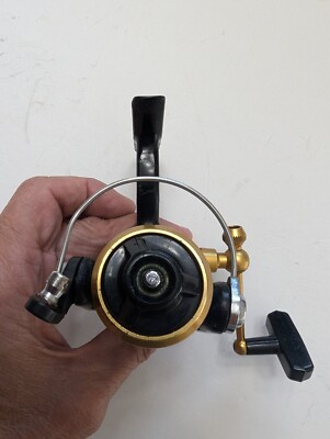 リール PENN 4200SS PENN 4200ss Spinning reel with spare spool and original box