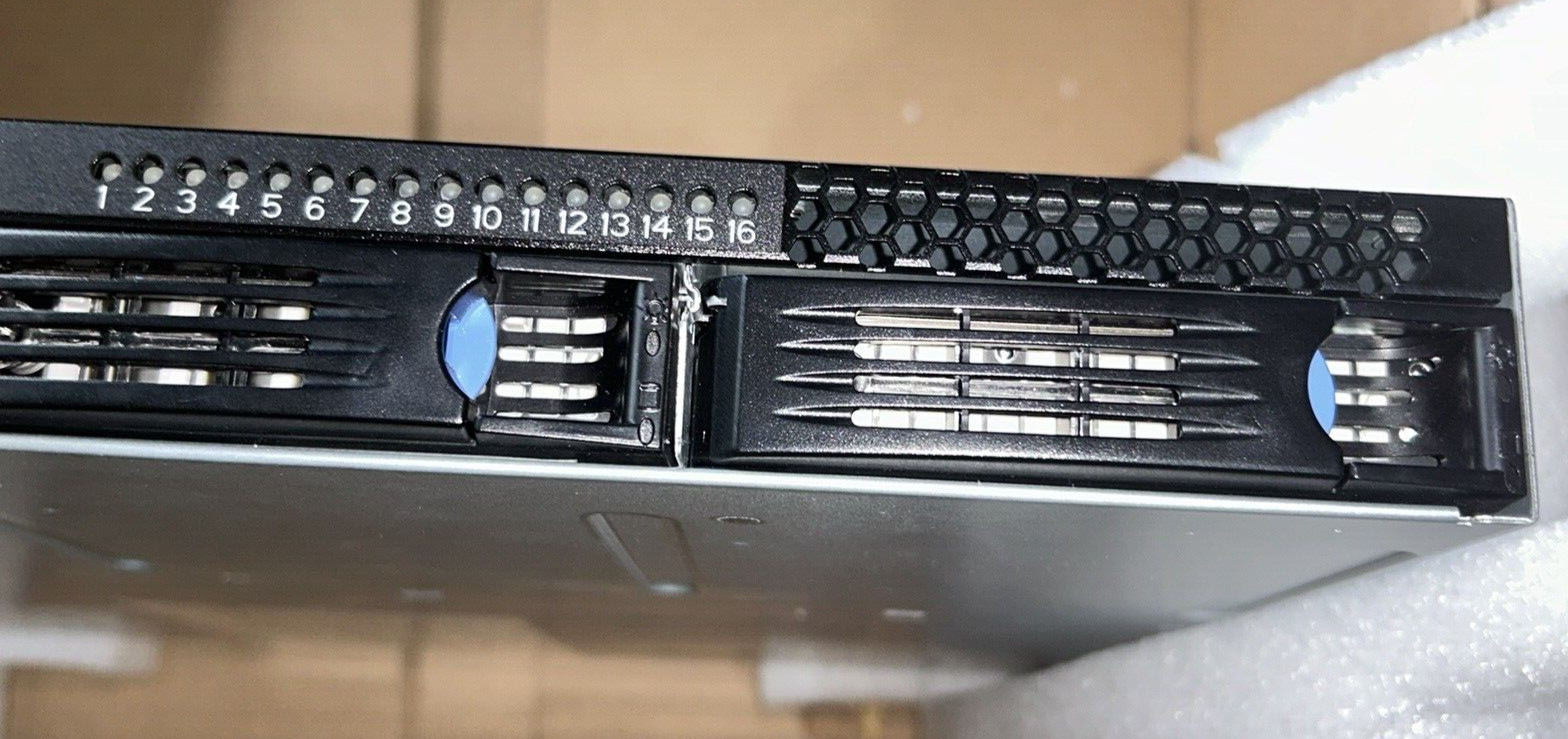 AMERICAN DYNAMICS ADVER04N0NP16G VE 1U NVR 16 POR PORTS NO HDD 0101-0832-02