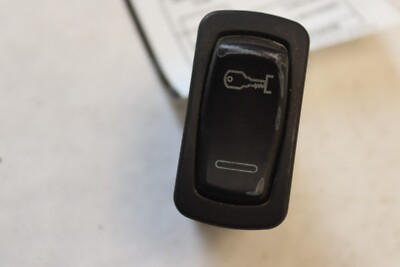 2013-2018 MACK CXU613 LOCK ROCKER CONTROL SWITCH BUTTON 82278962 OEM | eBay