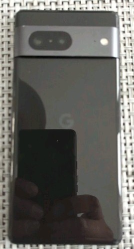 Google Pixel 7. 128GB. Obsidian Black. Good Condition + Extras - Afbeelding 4 van 21