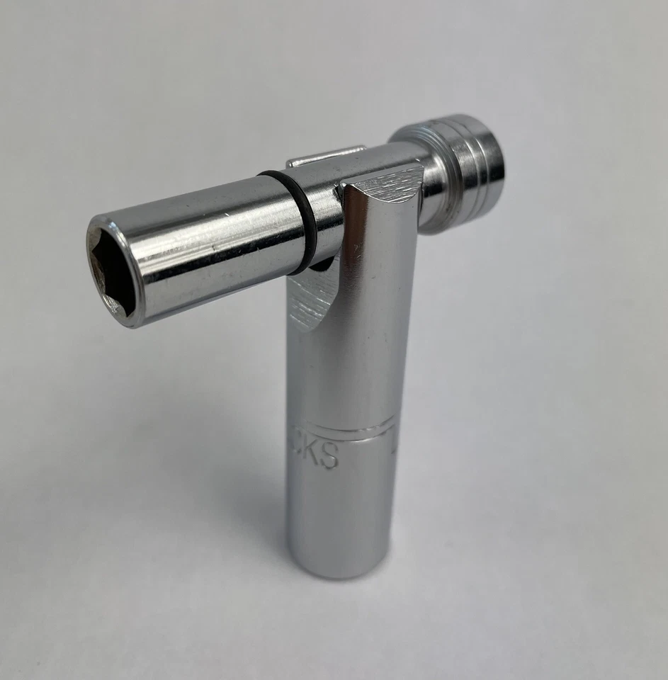 Tracker Trucks Skate T TOOL Skateboard Longboard Bolsillo Tamaño TODO EN UNO - NOS Foto 3 de 4