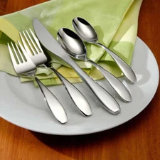 Oneida Stafford Mirror 20 Piece Casual Flatware Set, Service for 4