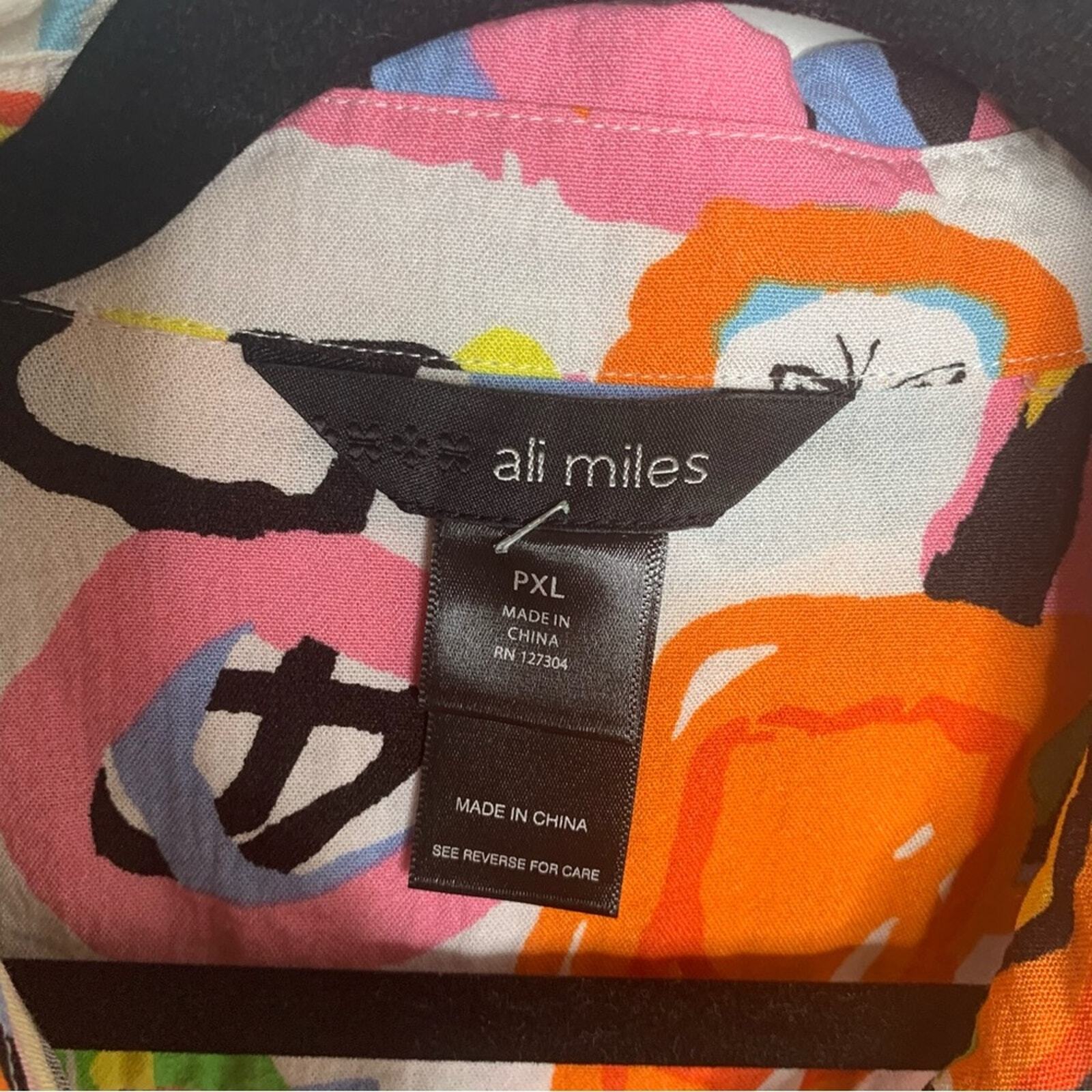 Ali Miles colorful abstract patchwork blouse Peti… - image 5