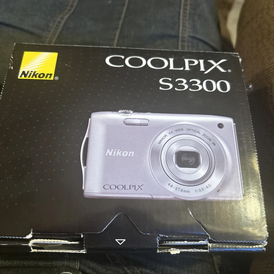 Nikon COOLPIX S3000 Original Box , And manual ￼Original  Cords  & CD’s NO CAMERA - Image 4 of 4
