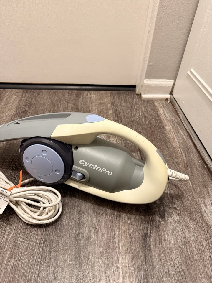 BLACK+DECKER CCV900 Dustbuster CycloPro Corded Cyclonic Vacuum (Tested Working) - Image 4 of 4