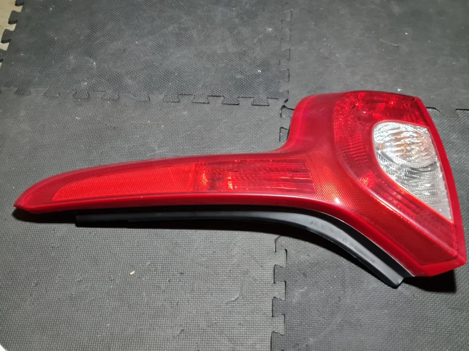Volvo C30 2007-2013 *Cupé* conjunto de luces traseras laterales derecho pasajeros OEM Foto 2 de 4