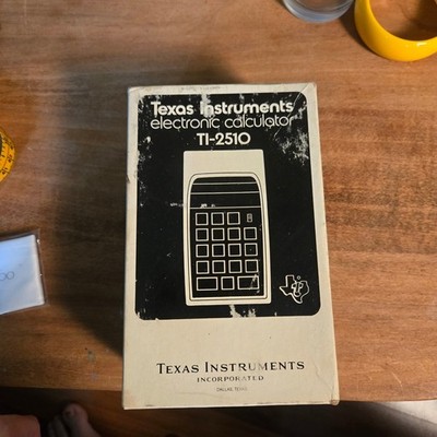 1970s Texas Instruments TI-2510 Electronic Calculator Original Box Manual Vtg