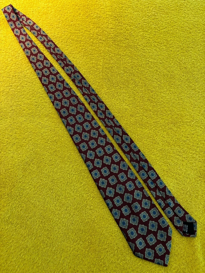 Corbata de seda tejida roja rubí PAL ZILERI 3,5" W X 59" L hecha en Italia USADA Foto 4 de 4