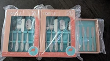 Towle 40 Piece Flamingo Stainless Flatware Set. Service/8 + 4 Butter Spread NIB