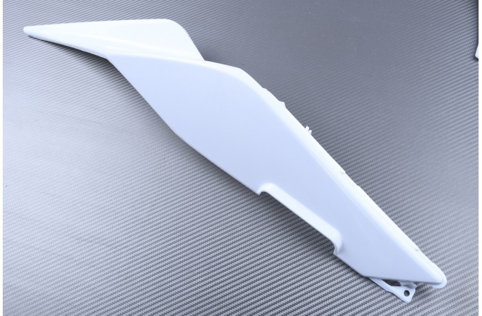 Carénage droit Aprilia RSV4 1100 coque arrière moto KEA 2019 pièce brute