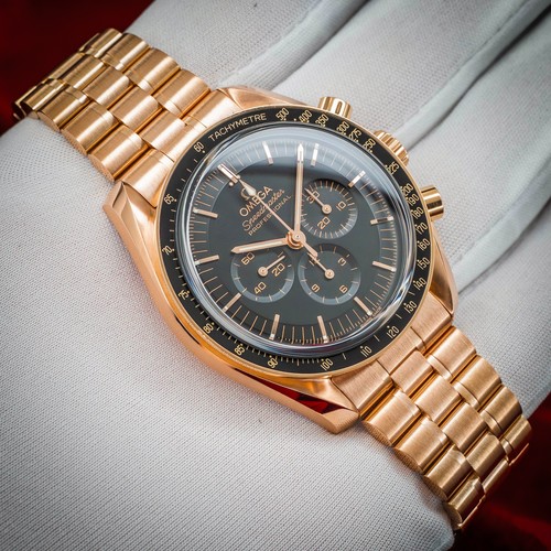 Omega Speedmaster Moonwatch 18K Sedna Gold Black Dial 310.60.42.50.01.0 Full Set - Picture 13 of 22