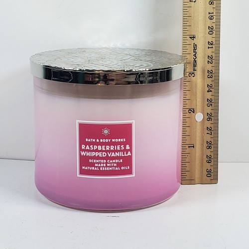 Bath & Body Works 3-Docht-Kerze Himbeeren & geschlagene Vanille 14,5 Oz. - Bild 3 von 4