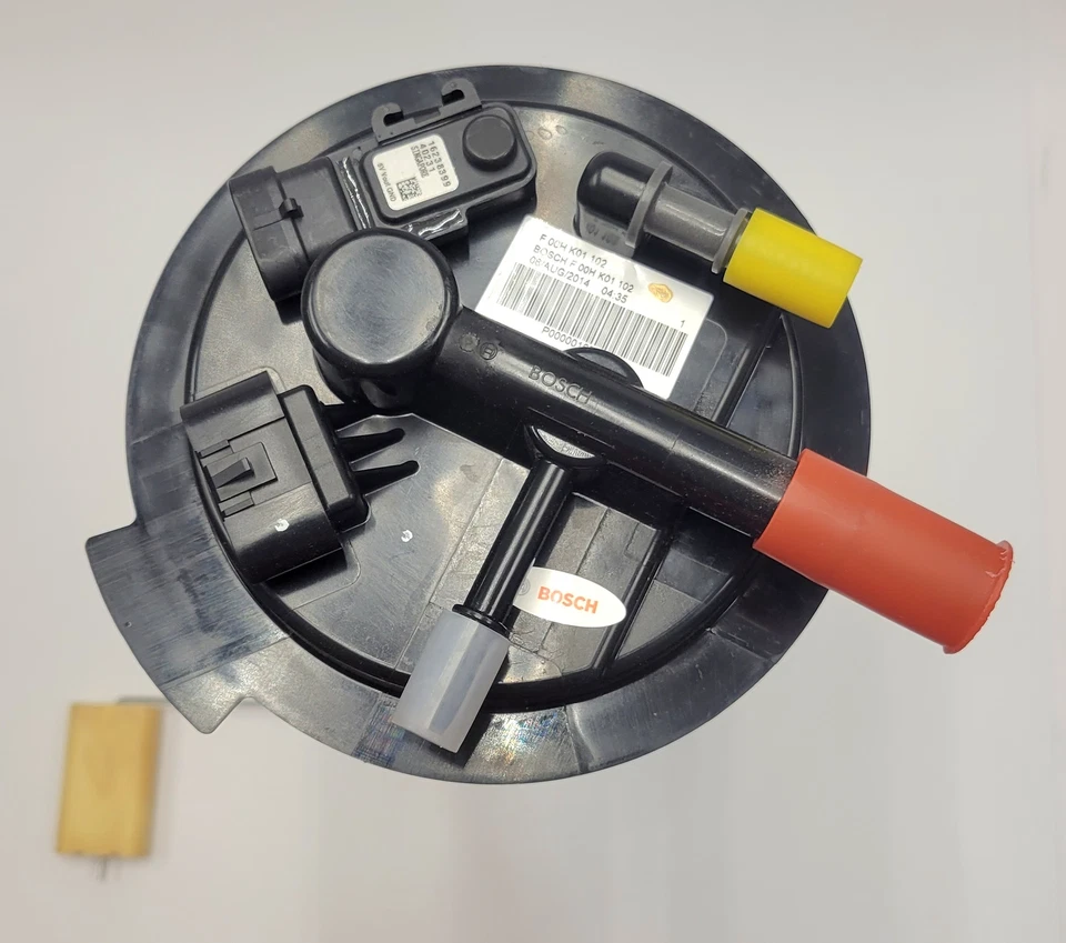 Bosch Fuel Pump Module 67780 for Chevrolet GMC Silverado 1500 Sierra 1500 07-08 - Imagem 3 de 4