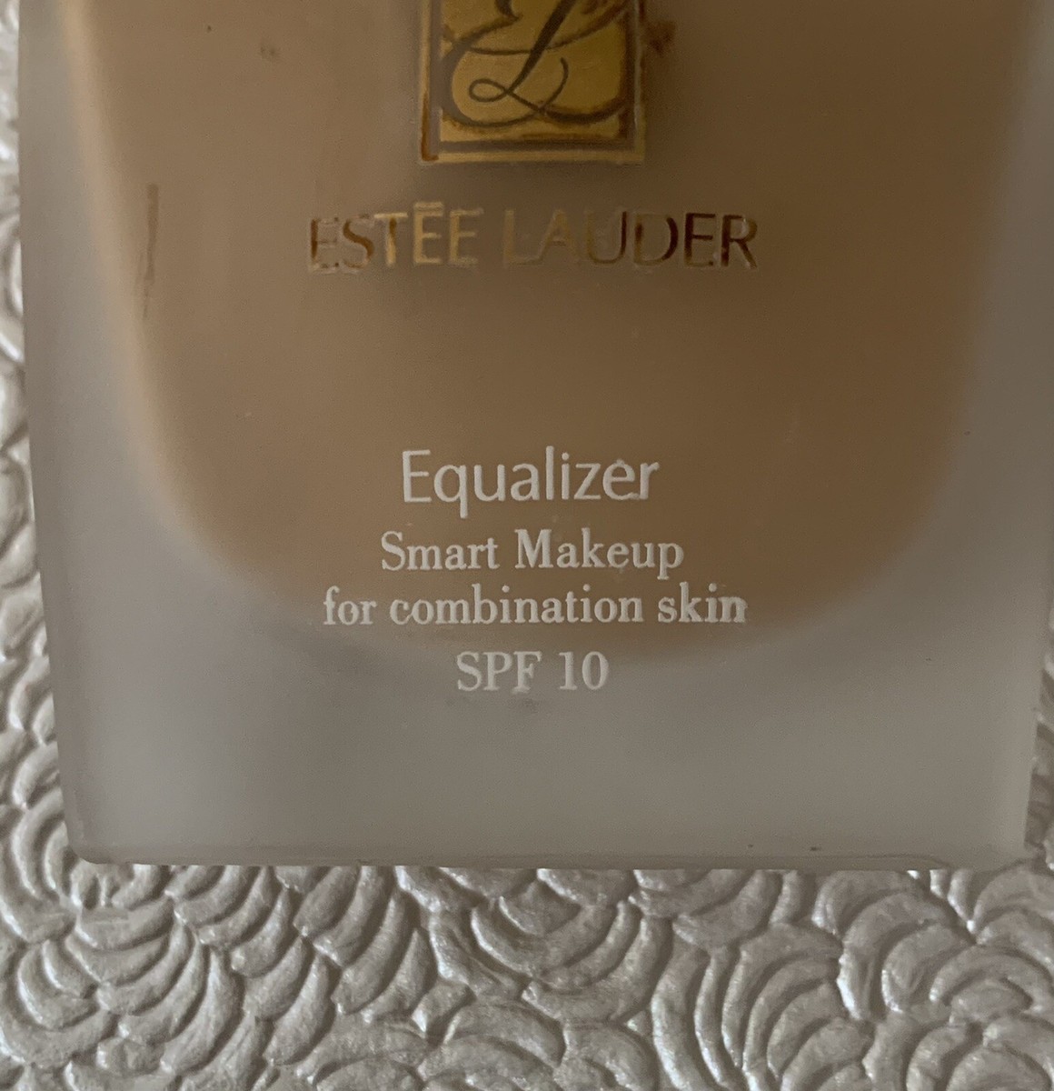 Estée Lauder Equalizer Smart Makeup Foundation For Combination Skin