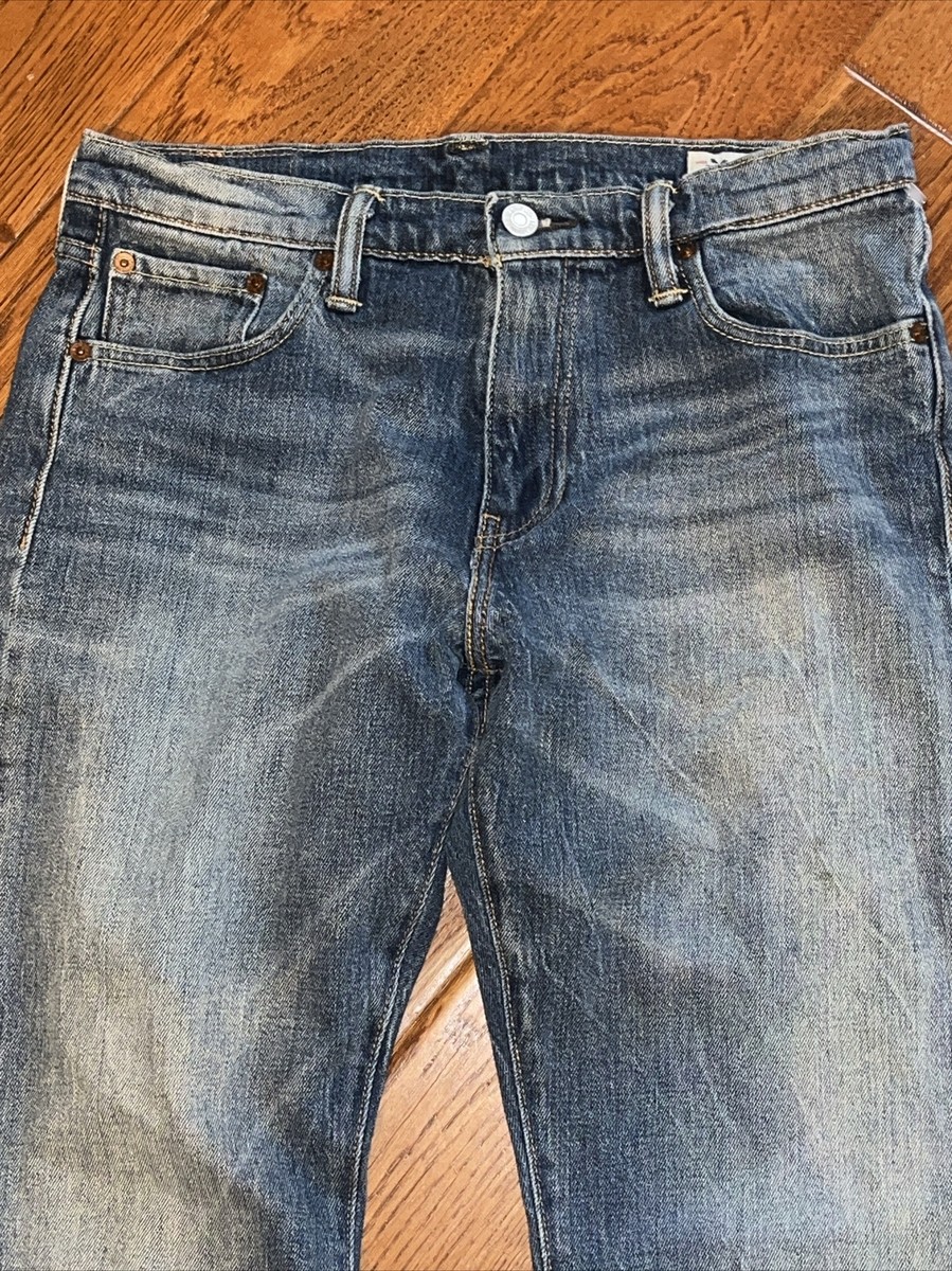 Levi's 504 Jeans Men actual size 30x 30 White Oak Cone Blue Denim
