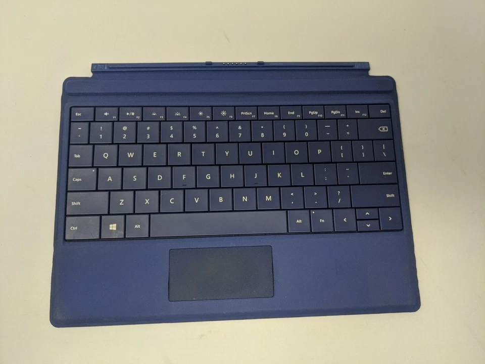 Microsoft Surface 3 Type Utlra-thin Cover/Keyboard - Blue (1654) - Tested - Image 2 of 4