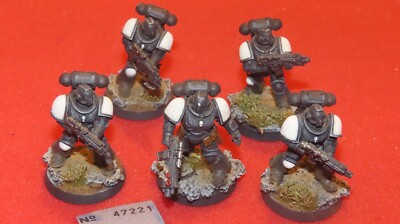 Games Workshop Warhammer 40k Black Templars Primaris Intercessors bemalt WH40K