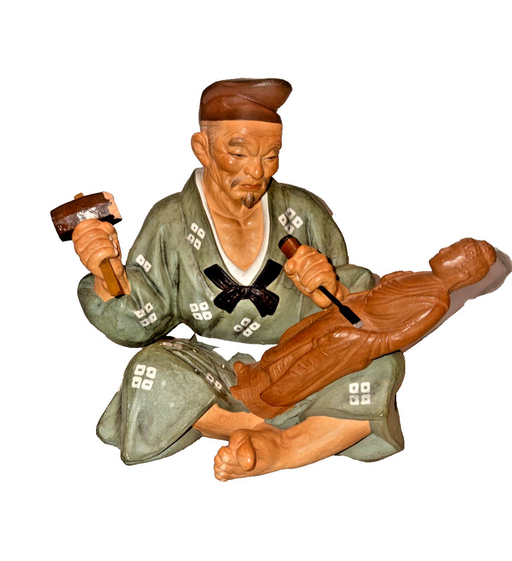 HAKATA VINTAGE JAPANESE CERAMIC "THE WOOD CARVER"  FIGURINE/STATUE JAPAN MINT