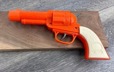 Legends Of The Wild West Cap Toy Gun Revolver Orange Plastic 2009 FREE SHIP