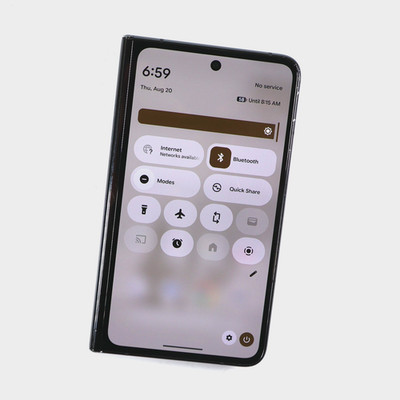 Google Pixel Fold 512GB Obsidian Black entsperrt 5G durchschnittlicher Zustand funktioniert 750