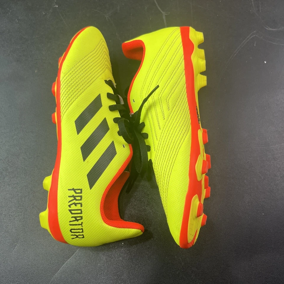 Adidas Predator 18.4 FxG Boys Soccer Cleats Yellow/black/orange DB2321 Size 5.5 - Image 3 of 4
