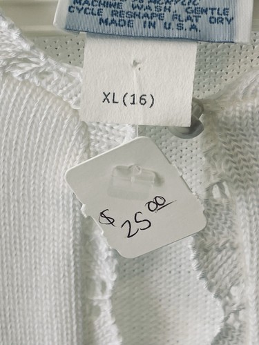 NOS 70’s Girls Julius Berger White Cardigan Shrug Crochet Sweater XL 16 USA - Picture 5 of 9