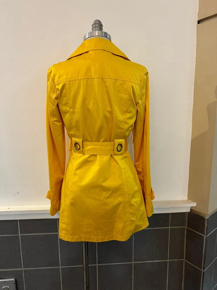 HUGE SALE -65% OFF Georgiou Studio Mexican Yellow Front Knotted Jacket MSRP $149 - Image 2 of 4