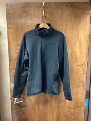 Adult''Helly Hansen'' black partial zip up pullover. Size Large. P.O.