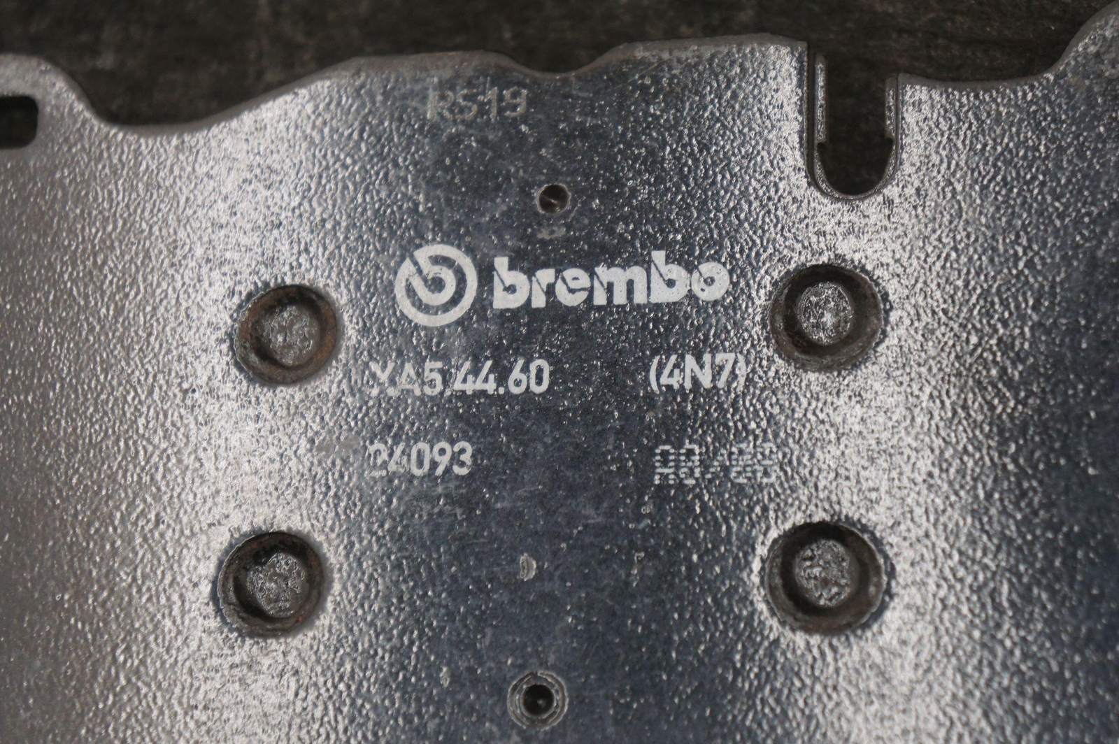 New Set Front Brake Pad Brembo Assembly OEM 70001122 Ferrari F430 Challenge 2006