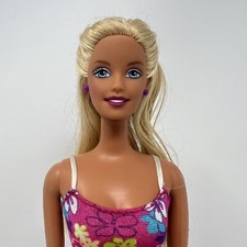 Hawaii Barbie Doll 1998 Mattel Vintage in Blonde Hair Blue Eyes Floral Swimsuit