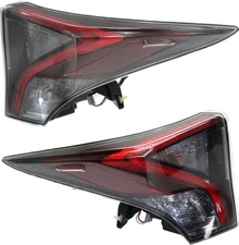 PRIUS 16-16 TAIL LAMP RH AND LH, Outer, Assembly
