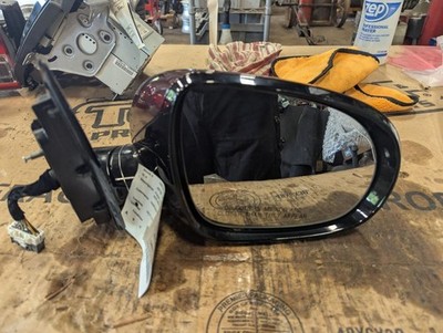 Passenger Side View Mirror Power Turn Signal Fits 16-20 SORENTO 817851