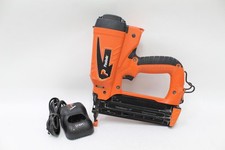 Paslode 18 Guage Cordless Li-Ion Brad Nailer Kit - IM200Li (918000)
