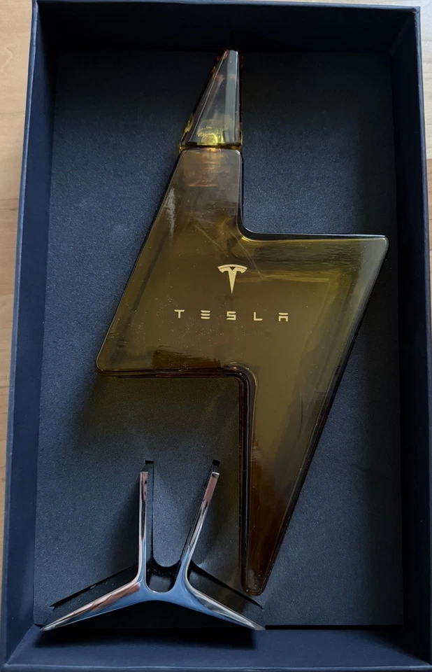 Originaler Tesla Dekanter - limitiert - Bild 1 von 1