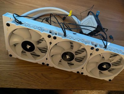 Corsair iCUE H100i ELITE CAPELLIX Liquid CPU Cooler   White