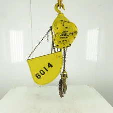 Budgit 112711 500LB 16 FPM 12' Lift Electric Roller Chain Hoist 440V 3 Phase