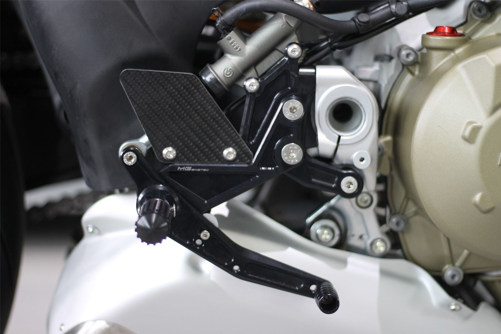 MG Biketec Rearset Kit Black Folding Footpegs DUCATI Streetfighter V4 SP 2020-23