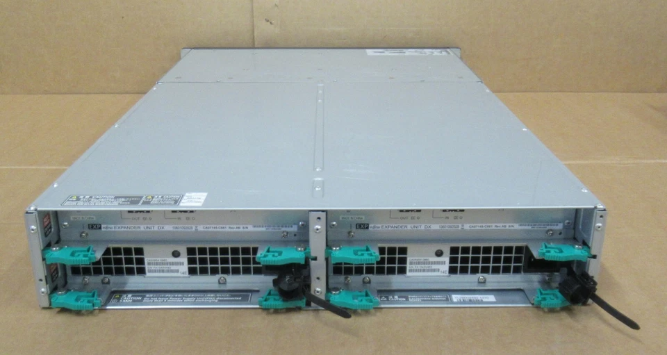 Fujitsu Eternus 12x 3.5" DX Expansion Unit Array 12x 450GB 15K SAS HDD ETLDE2AG - Image 3 of 4