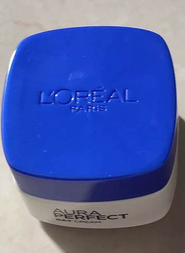 LOREAL AURA PERFECT DAY CREAM SPF17 PA++ 50g Fight dark spots evens tone - Picture 6 of 7