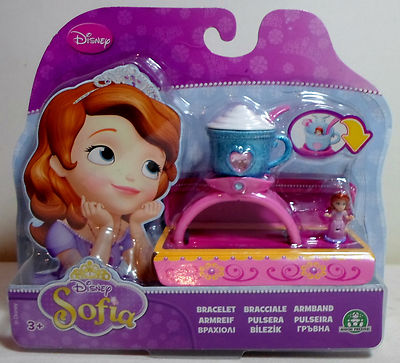 polly pocket size
