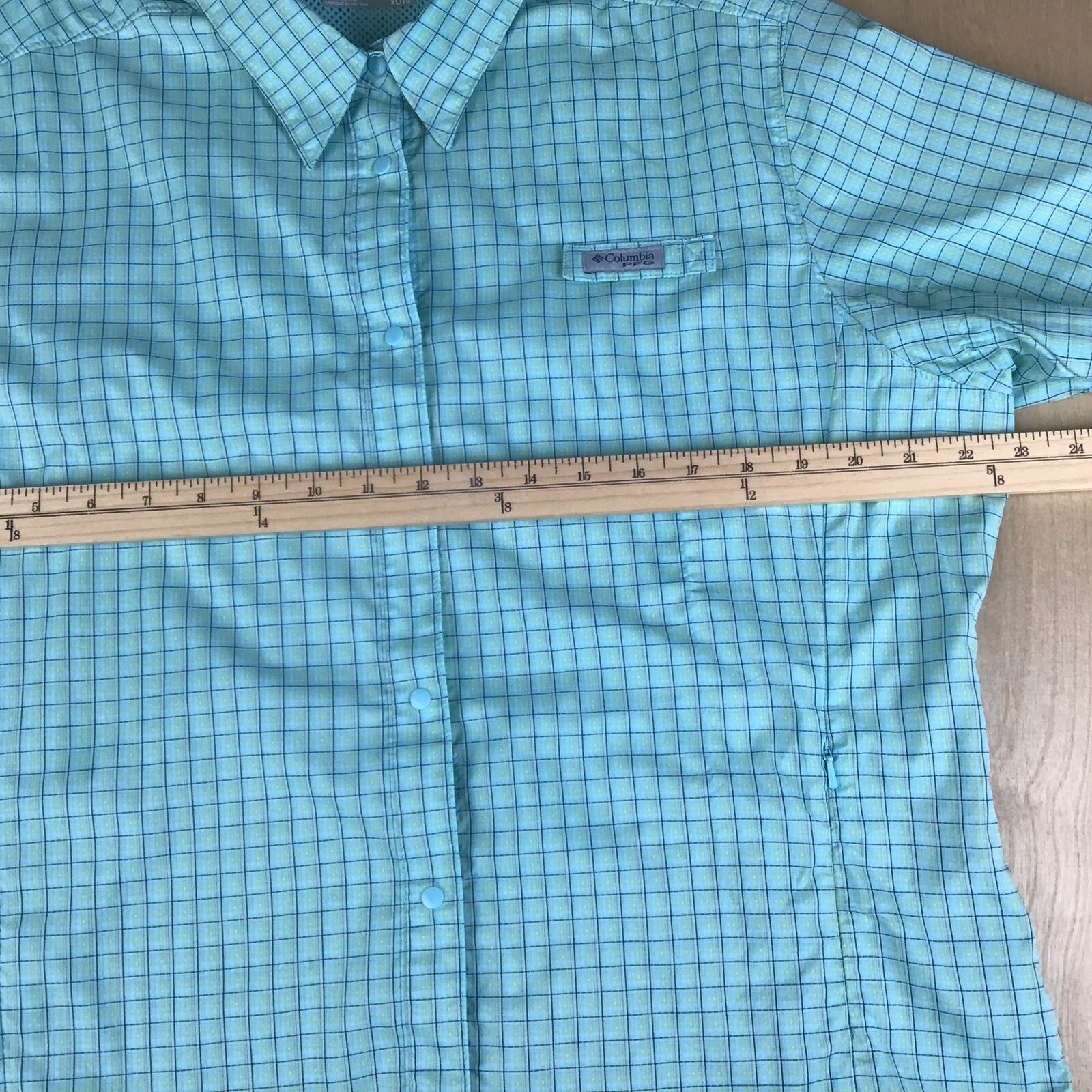 Columbia PFG Omni Shade Womens XL Button Up Vented Plaid Fishing Shirt