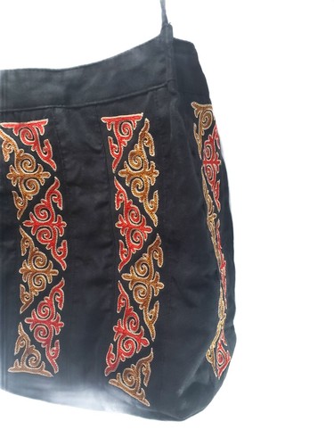 Mongolian Kazakh Hand Embroidered Bag From Mongolia Black Red Yellow Traditional - Picture 10 of 10